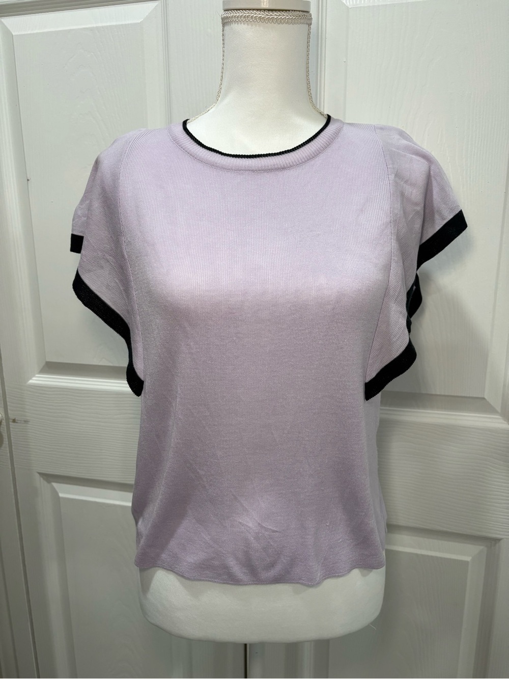Lilac Short-Sleeve Knit Top with Black Trim